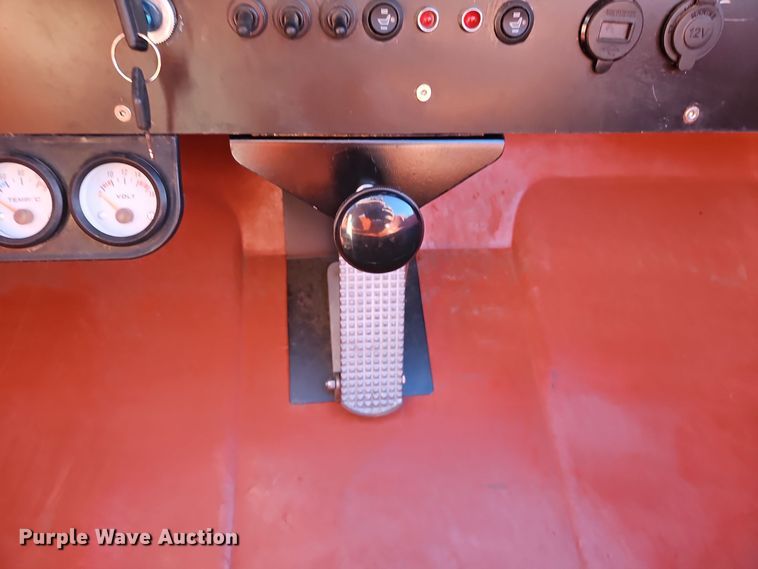 image for item EI8526 Sierra Trail Boss amphibious vehicle