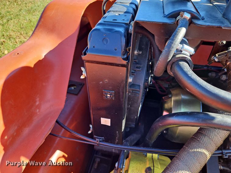 image for item EI8526 Sierra Trail Boss amphibious vehicle