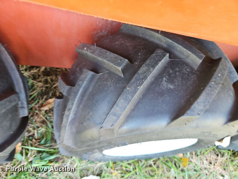 image for item EI8526 Sierra Trail Boss amphibious vehicle