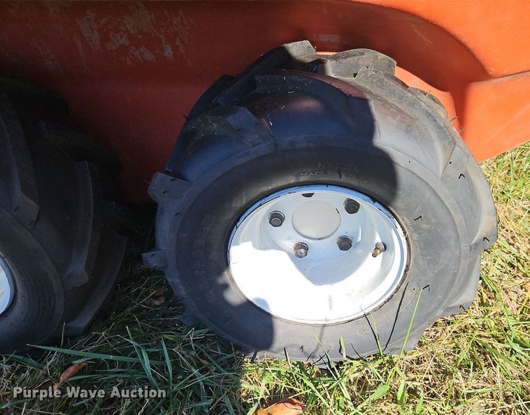 image for item EI8526 Sierra Trail Boss amphibious vehicle