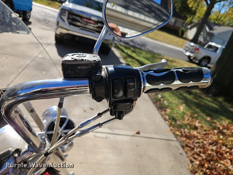 image for item EI8536 2007 Harley Davidson FLHRC Road King motorcycle