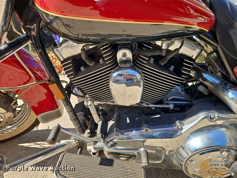 image for item EI8536 2007 Harley Davidson FLHRC Road King motorcycle