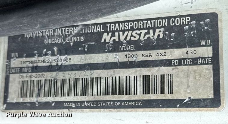 image for item EJ3175 2002 International MA025 flatbed truck