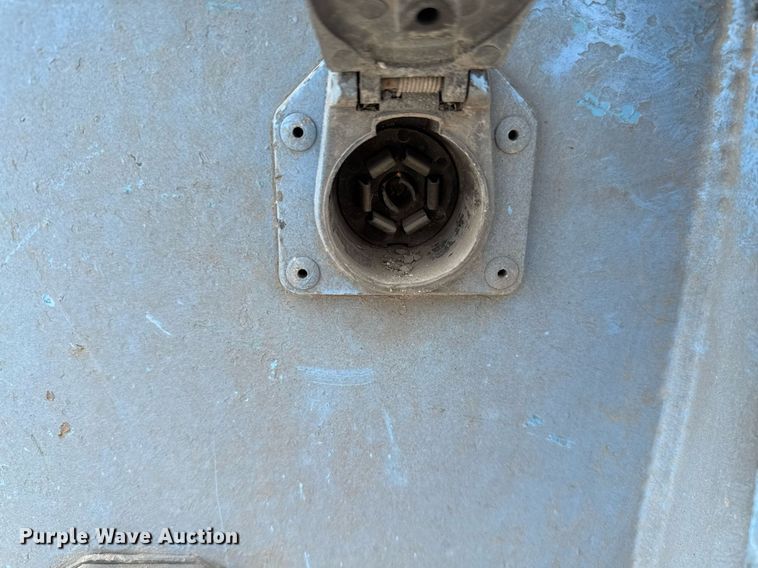 image for item EJ3176 2003 International MA025  flatbed truck