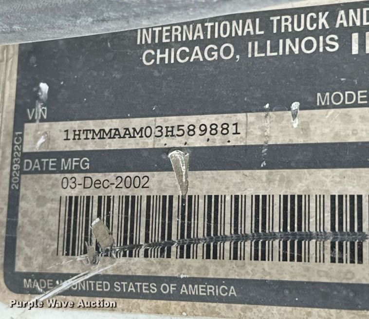 image for item EJ3176 2003 International MA025  flatbed truck