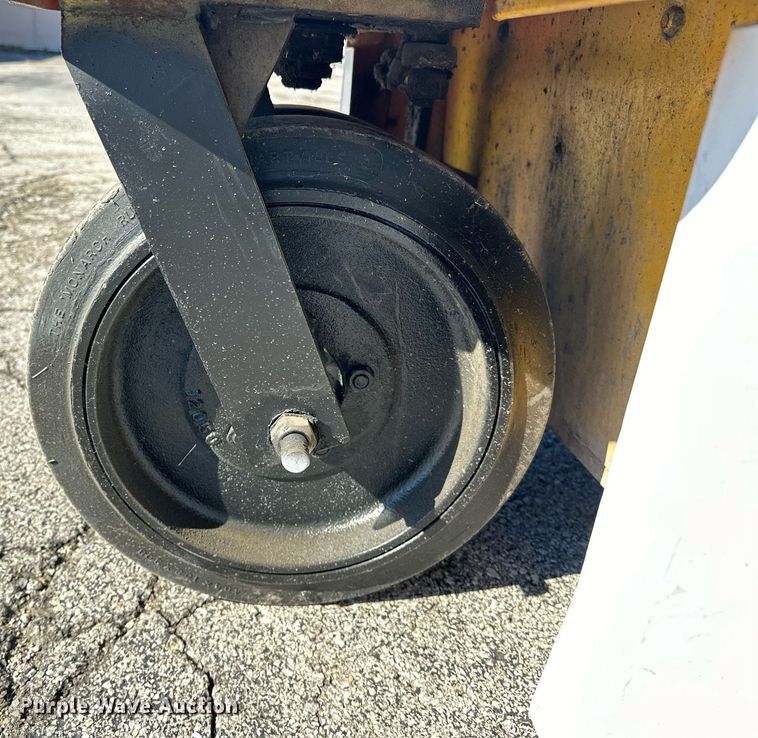 image for item EJ4954 (2) Taylor-Dunn utility carts