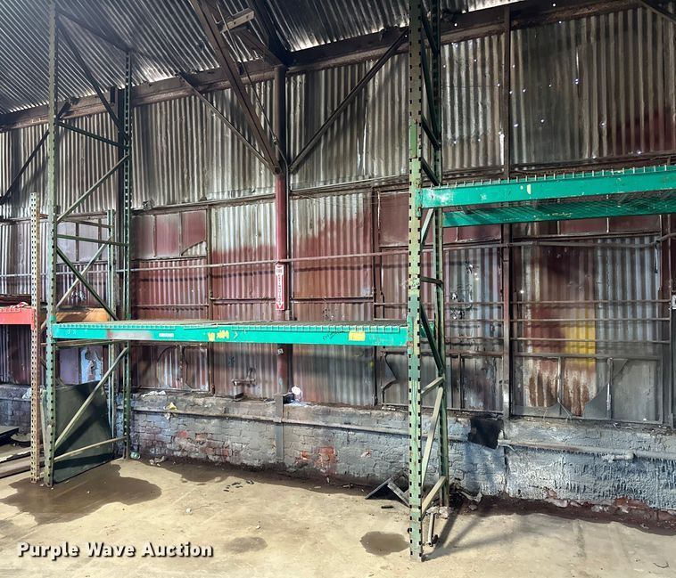 image for item EJ4957 Pallet racking