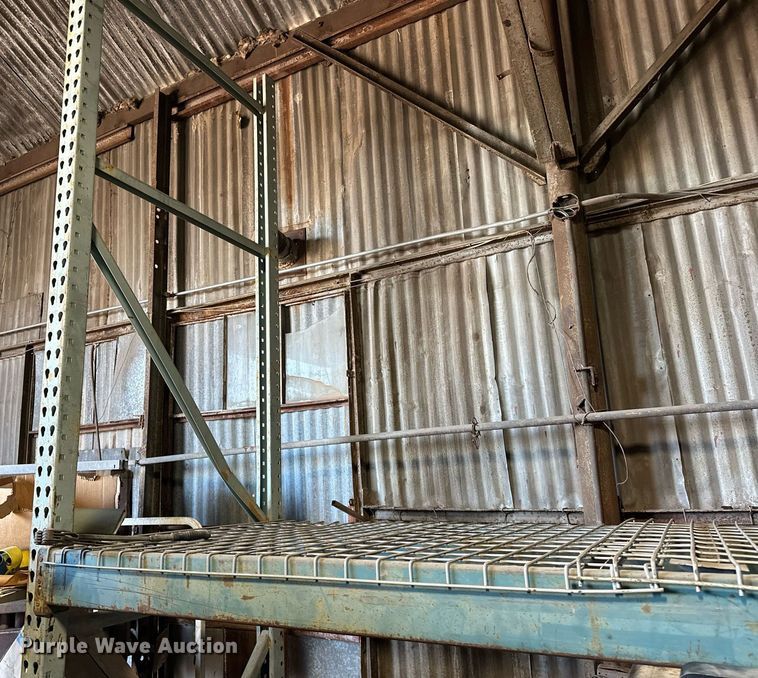 image for item EJ4957 Pallet racking