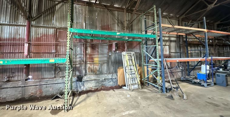 image for item EJ4957 Pallet racking