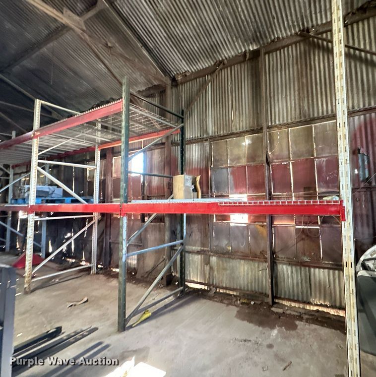 image for item EJ4957 Pallet racking