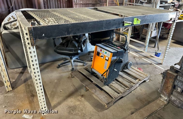 image for item EJ4957 Pallet racking