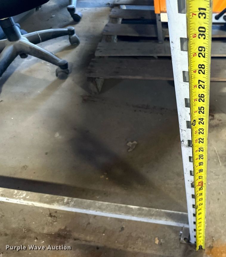 image for item EJ4957 Pallet racking