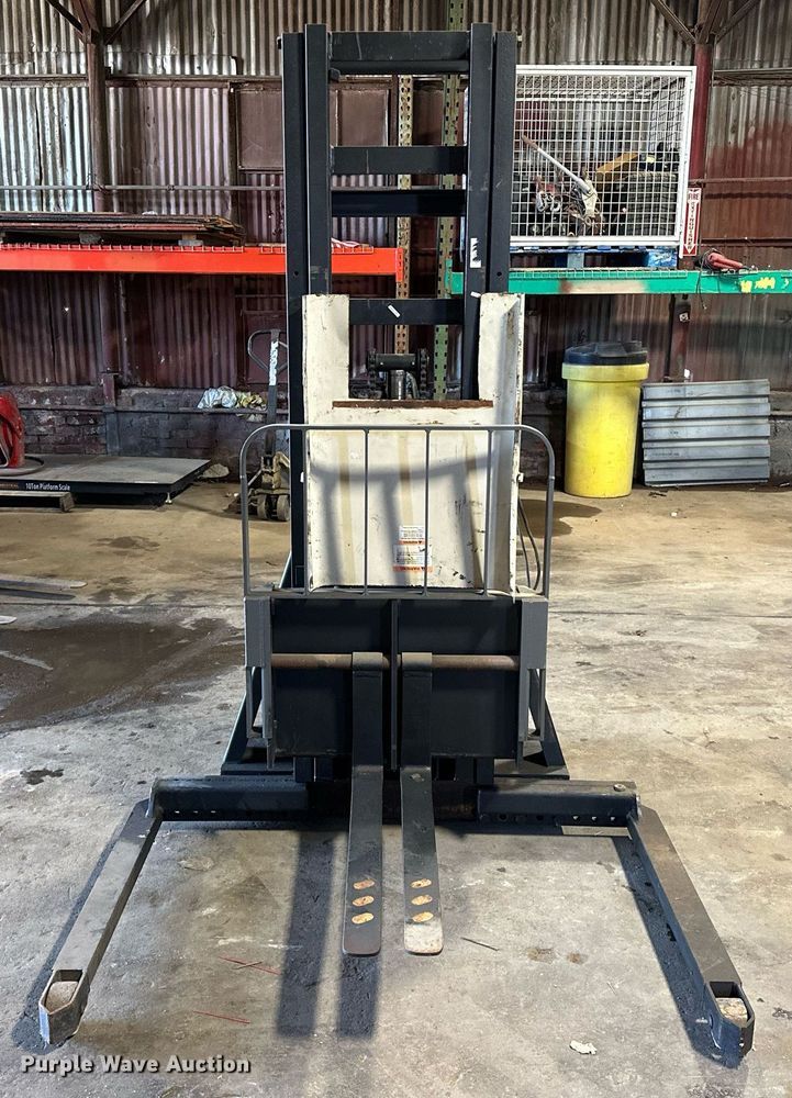 image for item EJ4958 Warehouse equipment