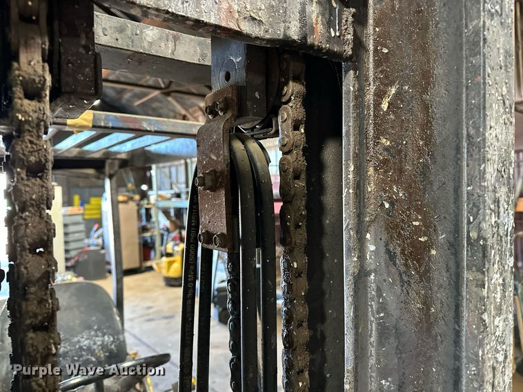 image for item EJ4961 Clark GCS 27 forklift