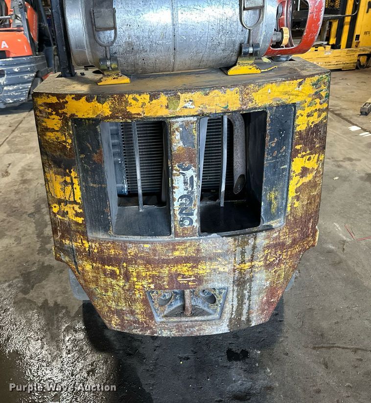 image for item EJ4961 Clark GCS 27 forklift