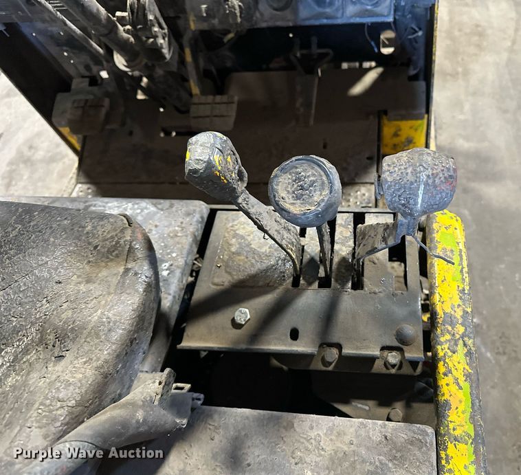 image for item EJ4961 Clark GCS 27 forklift