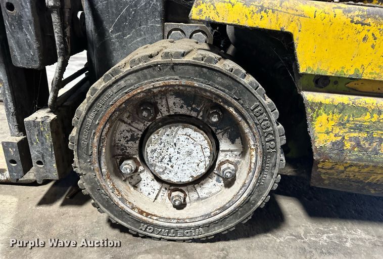 image for item EJ4961 Clark GCS 27 forklift