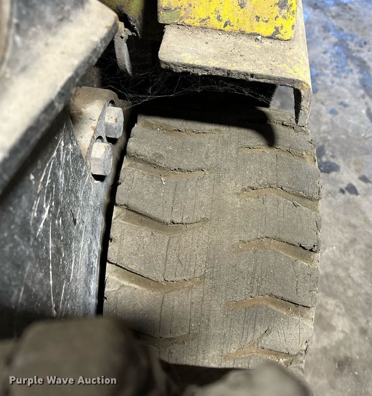 image for item EJ4961 Clark GCS 27 forklift