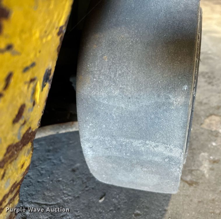 image for item EJ4961 Clark GCS 27 forklift