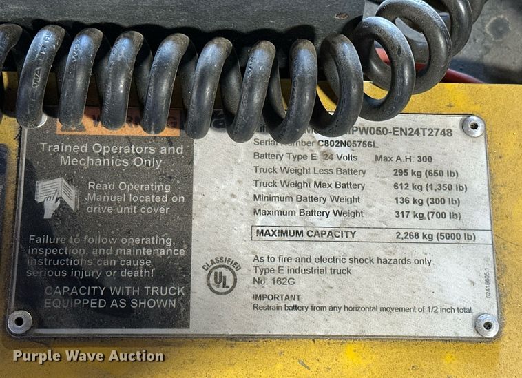 image for item EJ4963 Yale MPW050-EN24T2748 pallet jack