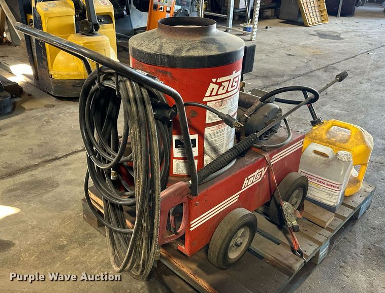 image for item EJ4968 Hotsy 550A hot pressure washer