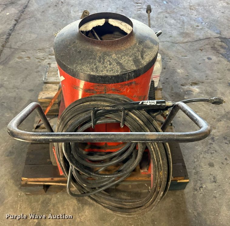 image for item EJ4968 Hotsy 550A hot pressure washer