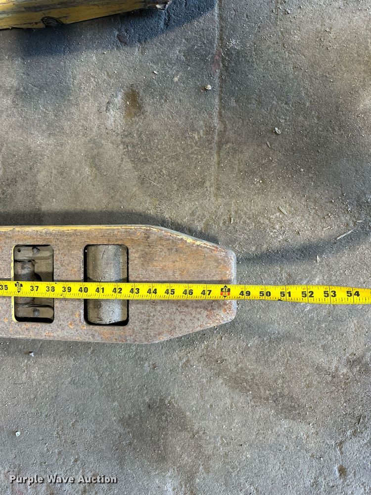 image for item EJ4971 Yale MPW050-EN24T2748 pallet jack