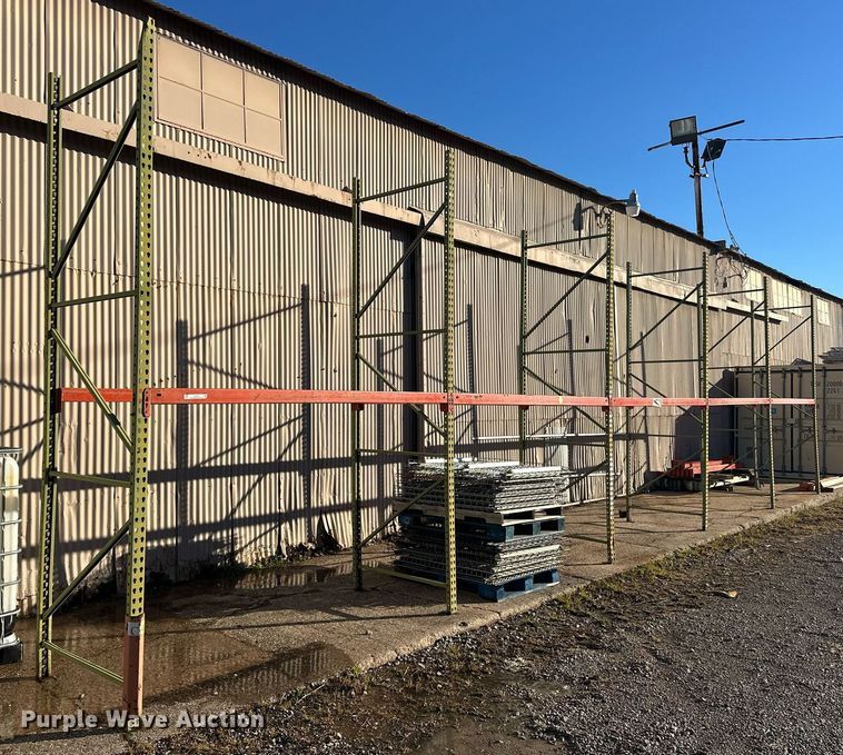 image for item EJ4973 Pallet racking