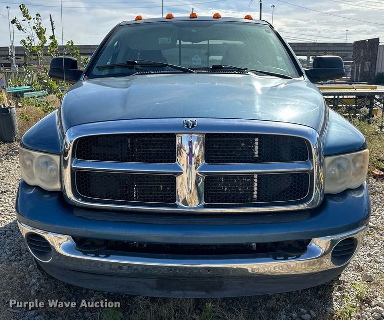 image for item EJ4975 2005 Dodge Ram 3500 Quad Cab pickup truck