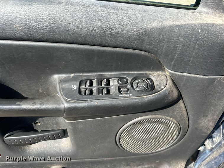 image for item EJ4975 2005 Dodge Ram 3500 Quad Cab pickup truck