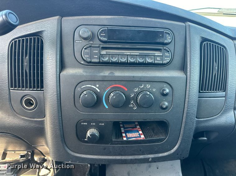 image for item EJ4975 2005 Dodge Ram 3500 Quad Cab pickup truck