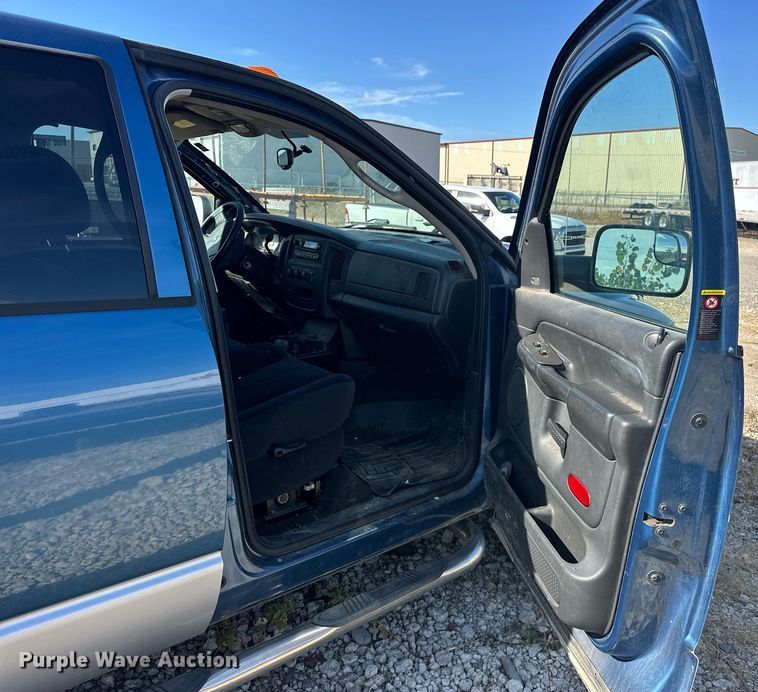 image for item EJ4975 2005 Dodge Ram 3500 Quad Cab pickup truck