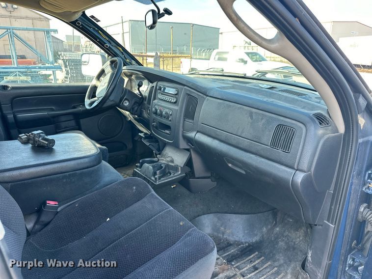 image for item EJ4975 2005 Dodge Ram 3500 Quad Cab pickup truck