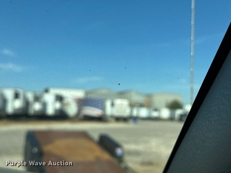 image for item EJ4975 2005 Dodge Ram 3500 Quad Cab pickup truck