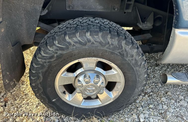 image for item EJ4975 2005 Dodge Ram 3500 Quad Cab pickup truck