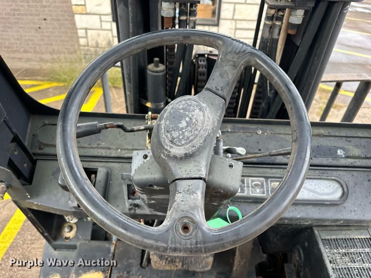 image for item EJ5046 Yale 357A forklift