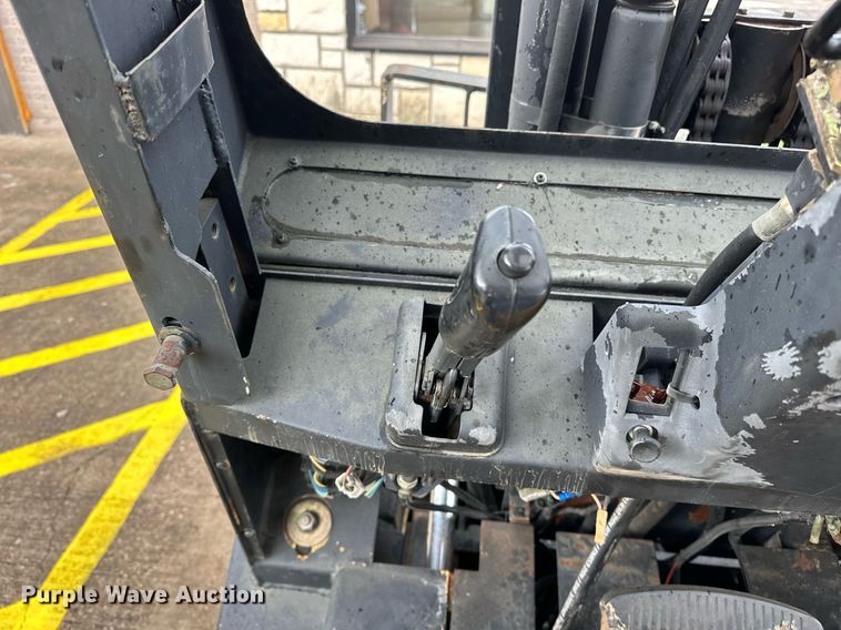 image for item EJ5046 Yale 357A forklift