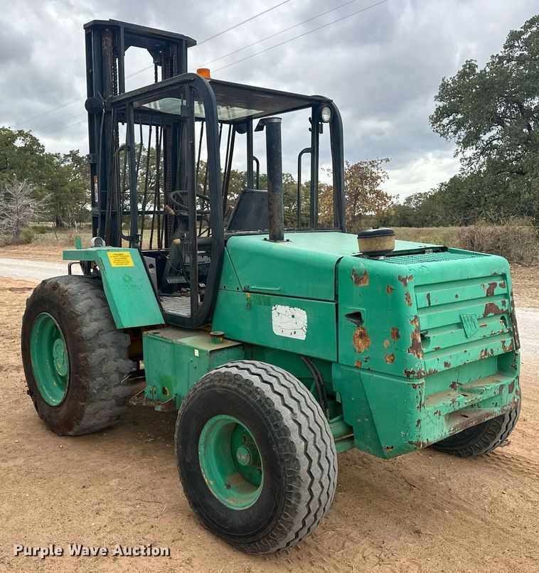 image for item EJ5050 1999 JCB 930 forklift