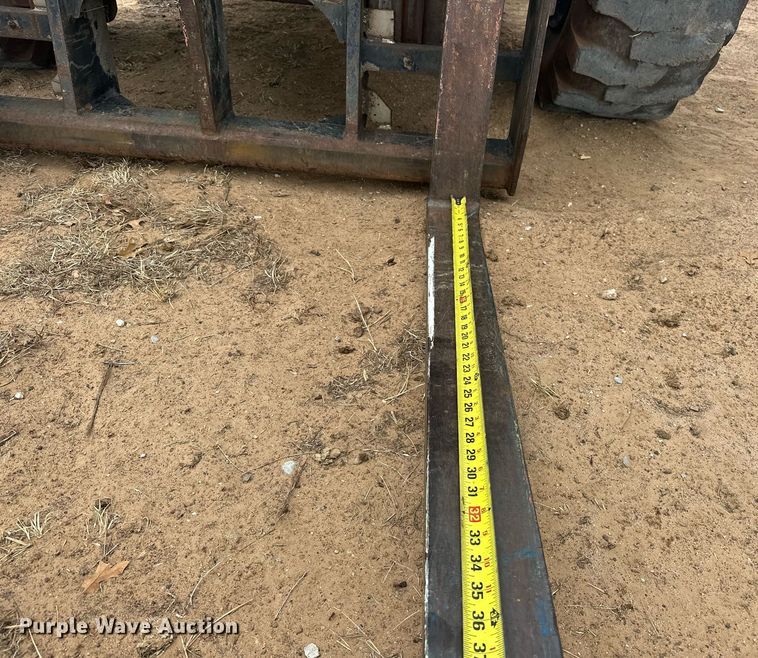 image for item EJ5050 1999 JCB 930 forklift