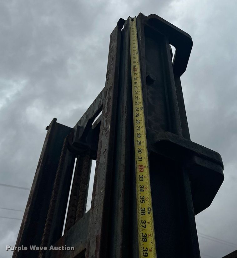 image for item EJ5050 1999 JCB 930 forklift