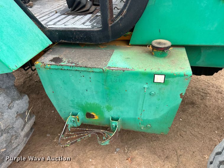 image for item EJ5050 1999 JCB 930 forklift