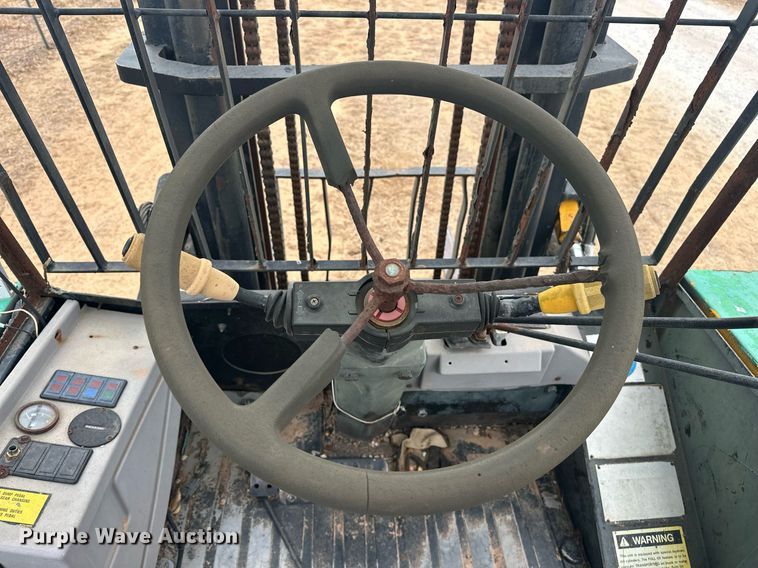 image for item EJ5050 1999 JCB 930 forklift