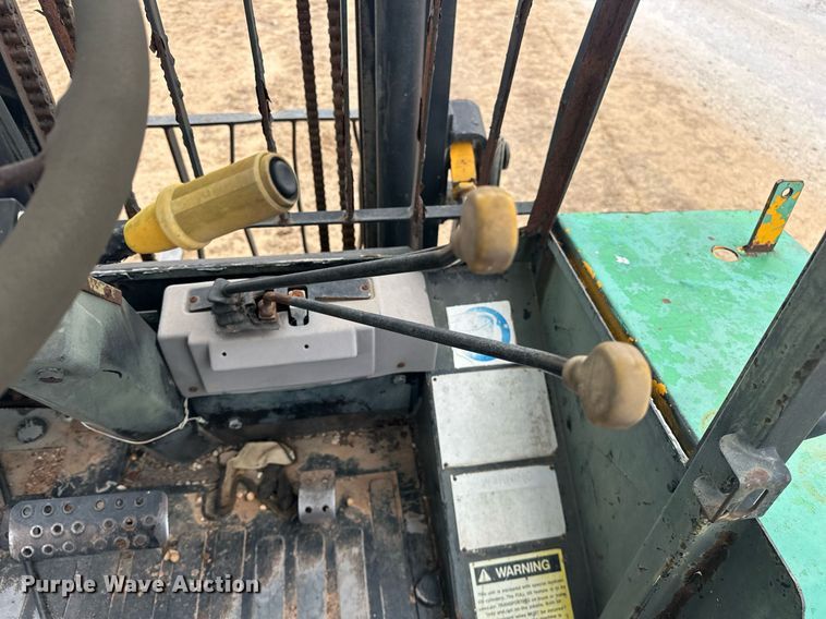 image for item EJ5050 1999 JCB 930 forklift