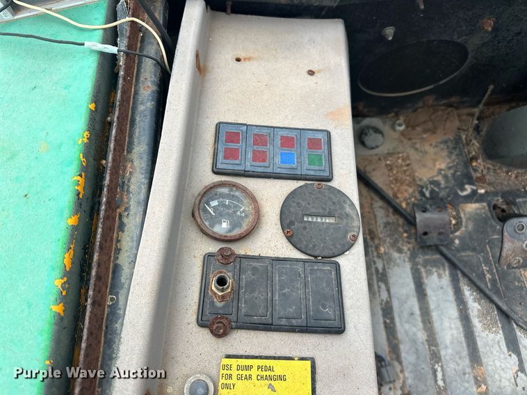 image for item EJ5050 1999 JCB 930 forklift