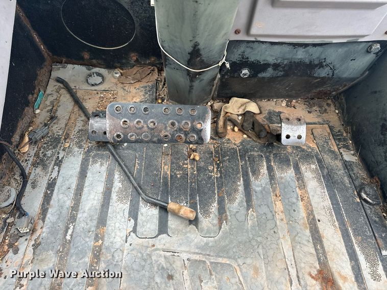 image for item EJ5050 1999 JCB 930 forklift