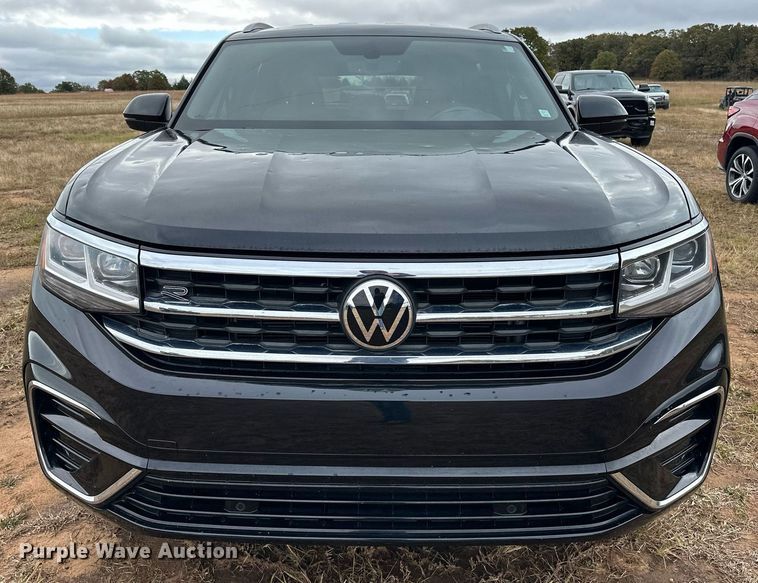 image for item EJ5083 2020 Volkswagen Atlas Cross Sport SUV