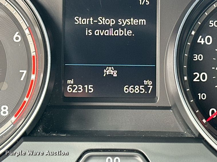 image for item EJ5083 2020 Volkswagen Atlas Cross Sport SUV