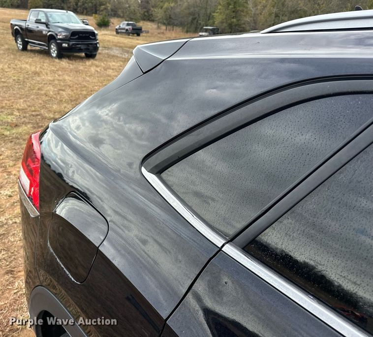 image for item EJ5083 2020 Volkswagen Atlas Cross Sport SUV