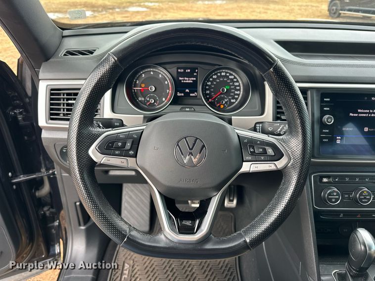 image for item EJ5083 2020 Volkswagen Atlas Cross Sport SUV