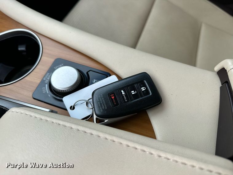 image for item EJ5084 2017 Lexus RX350 